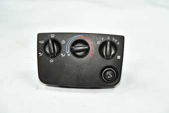 GALAXY ÇIKMA YEDEK PARÇA FORD CIKMA YEDEK FİESTA 1 KİLİMA PANELİ 